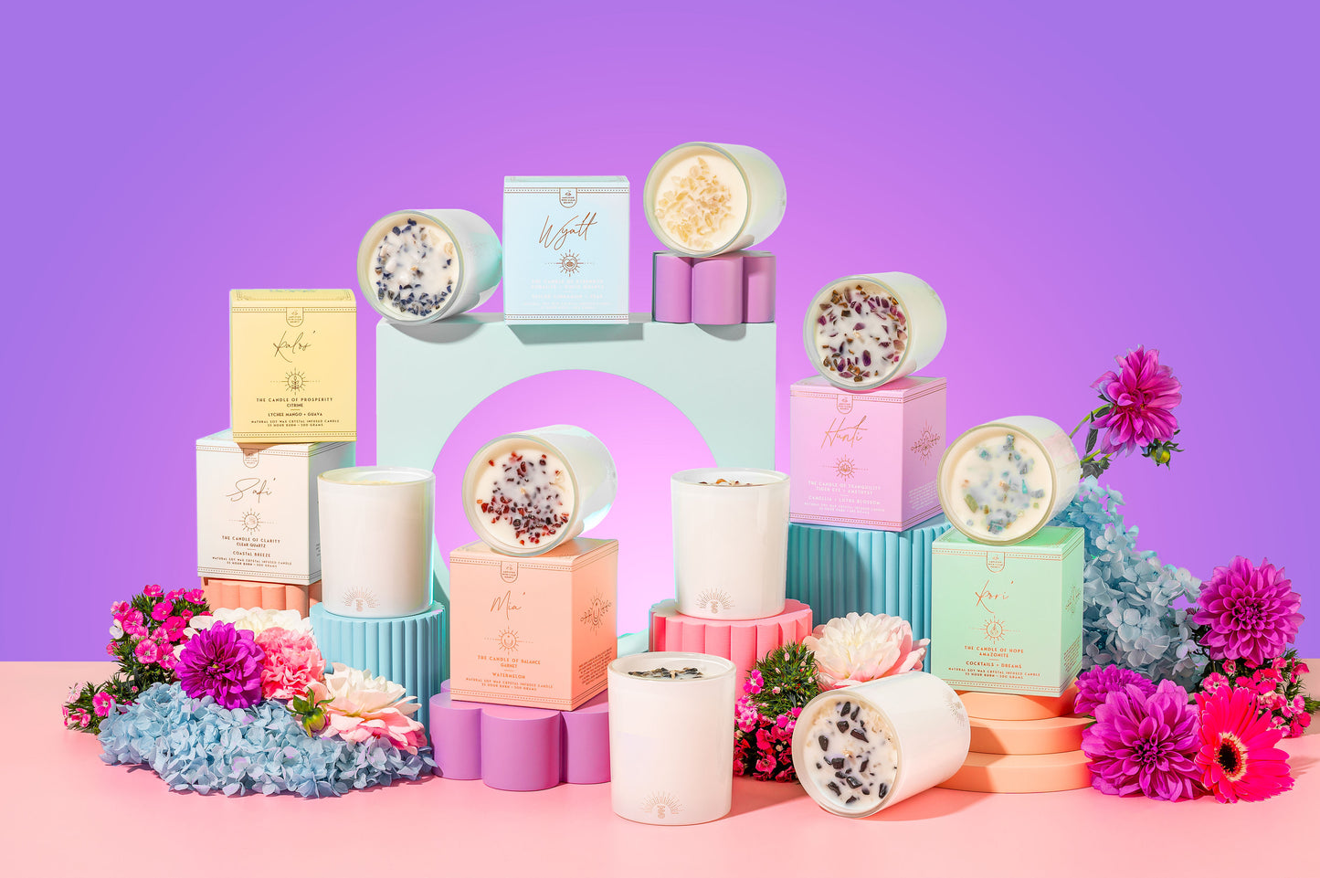 HUNTI- CRYSTAL INFUSED CANDLE OF TRANQUILITY