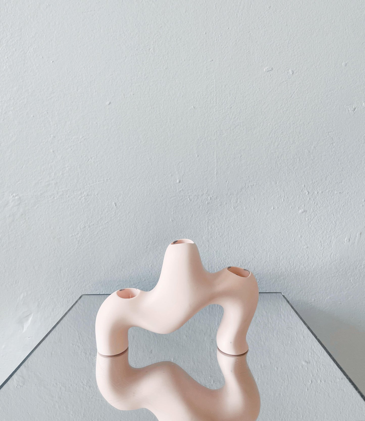 WAVY BABY CANDLE HOLDER