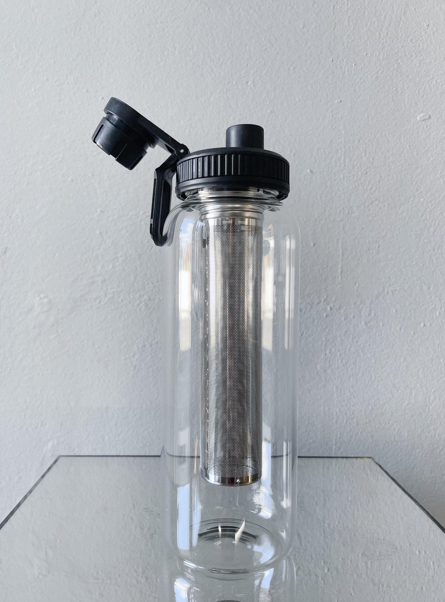 WINDSOR TEA INFUSER BOTTLE