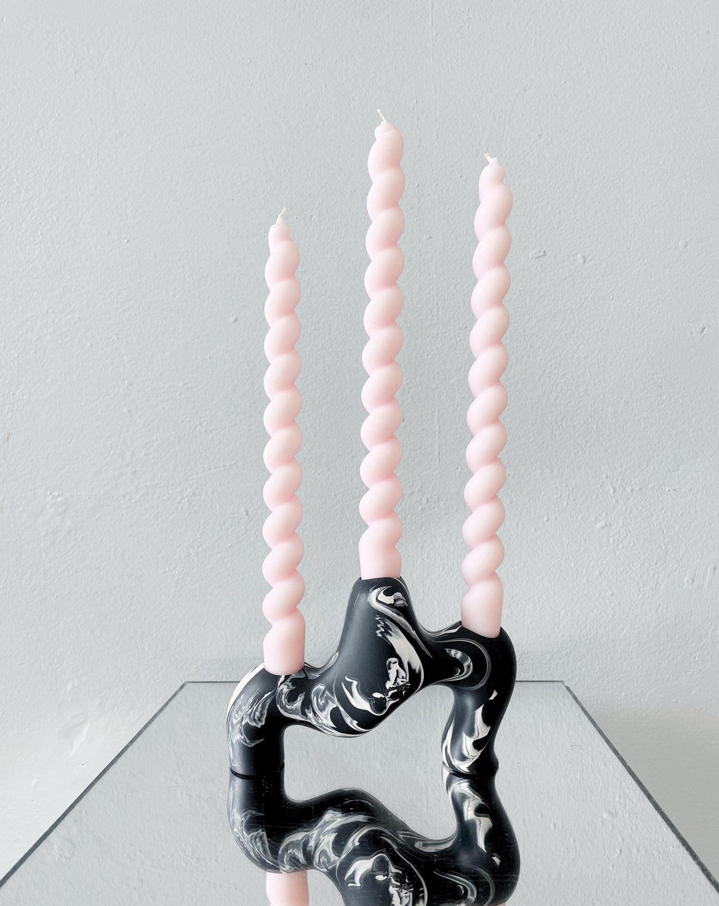 WAVY BABY CANDLE HOLDER